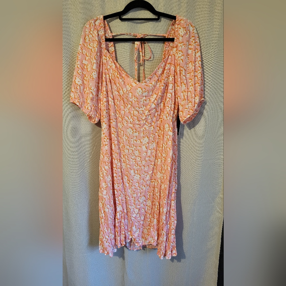 NWT Eloquii Pink Floral dress